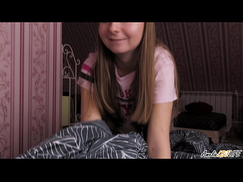 ❤️ Blondie tana tsotsar BFF's dinta sosai kuma ta sami Cum A Bakinta ❤️❌ Batsa na Gida ﹏